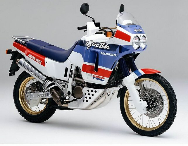 A-Brief-History-of-the-Honda-Africa-Twin-3-hires