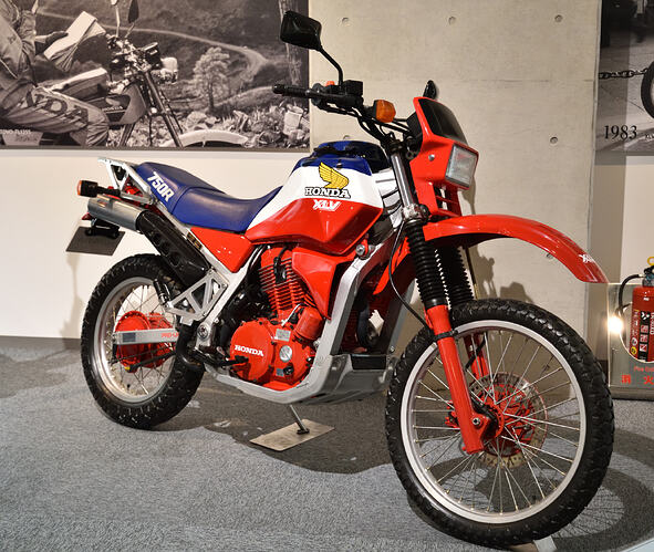 Honda_XLV750R_1983